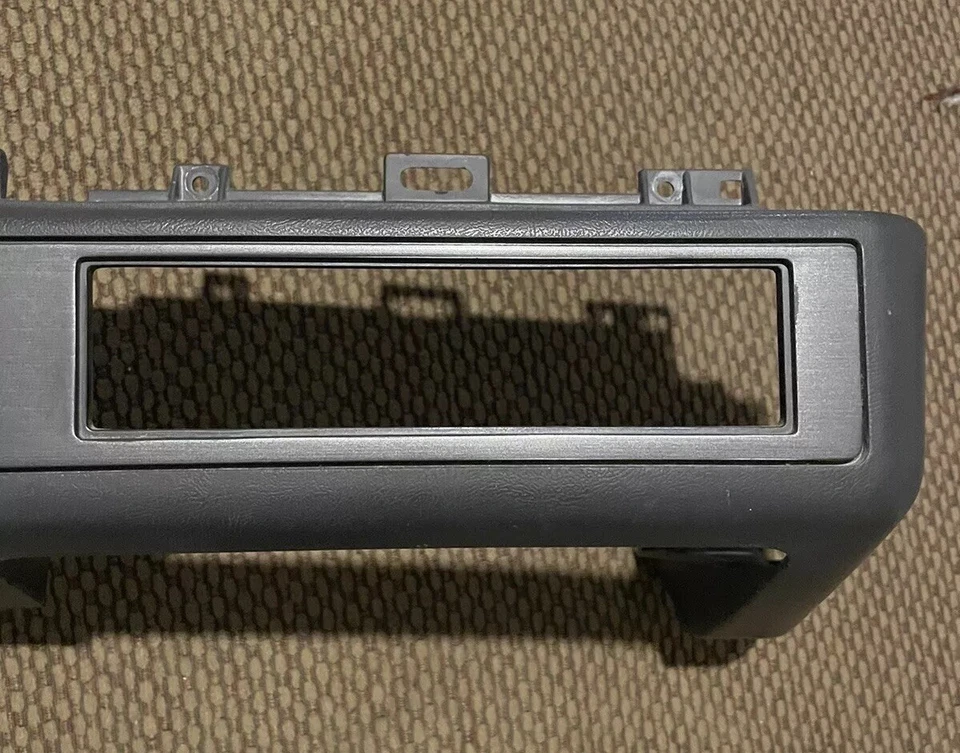 1991-1994 Oldsmobile Cutlass Supreme Climate Control Bezel Trim Gray OEM - Image 4 of 4