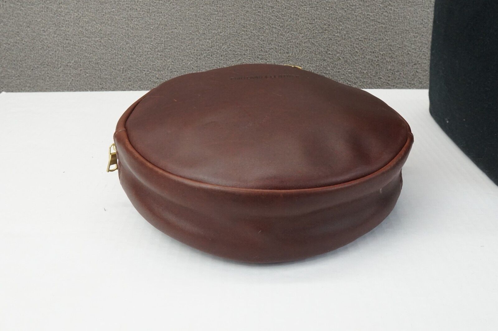 Portland Leather Goods 9” Brown Leather Circle Cr… - image 8