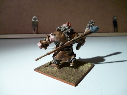Ogre Kingdoms - Hunter Metal - Similar to the Old World Warhammer Miniature - Picture 2 of 2