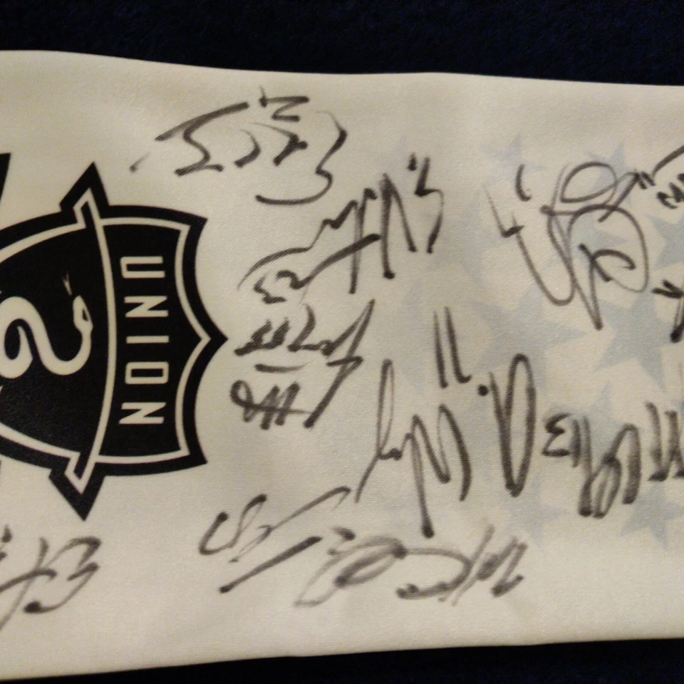 Philadelphia Union 2015? Bufanda de fútbol autografiada firmada por el equipo Foto 3 de 4