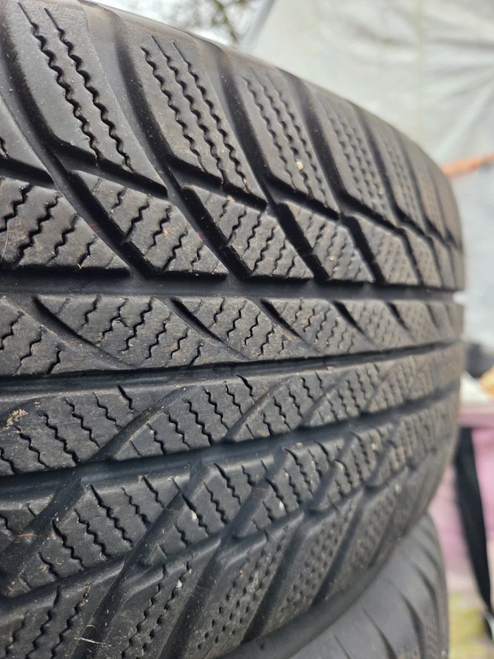 Winterreifen Winterräder Audi Q3 Q5 VW Tiguan 215/65R17 Bridgestone TOP - Bild 4 von 4