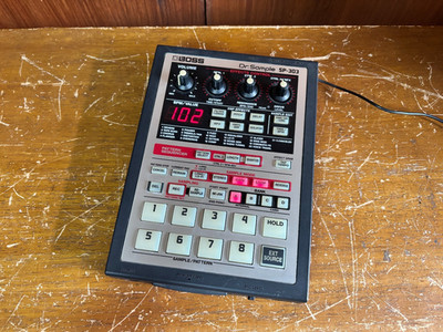 BOSS SP-303 Dr. Sample w/ 100-240V power supply, 64 MB card