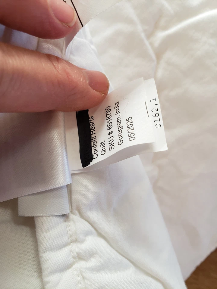 Edredón Pottery Barn Kids Confetti Corazones, Doble 68"x86" Largo Multicolor Nuevo sin Etiquetas Foto 3 de 3