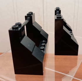 LEGO: 7075 Captain Redbeard's Pirate Ship replacement  2 Deck Brick Railings