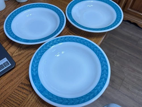 3  Vintage Pyrex Corning Bluegrass Teal Laurel Leaf Oval Platters 9 3/8"