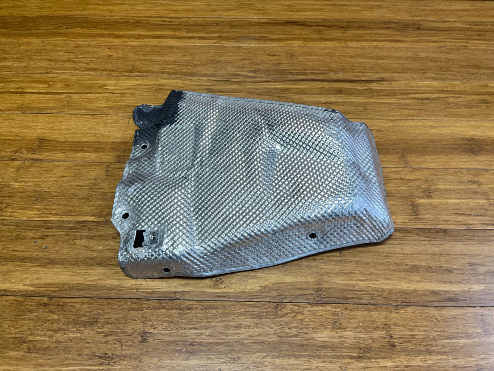 Audi R8 2016-2024 Rear Left Exhaust heat shield P/N 4S0825689B