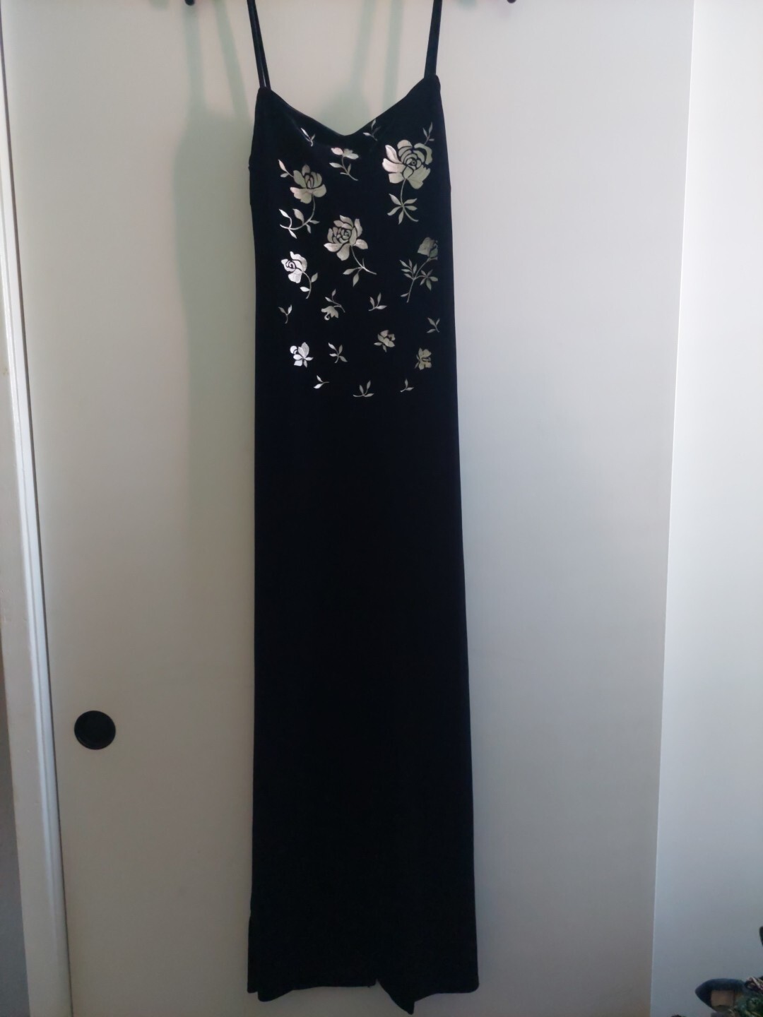 Picture 2 of 9