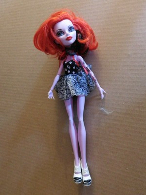 red hair monster high