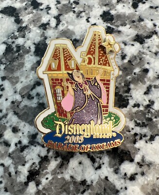 DISNEY DLR WALT DISNEY'S PARADE OF DREAMS CINDERELLA FAIRY GODMOTHER PIN LE 2005