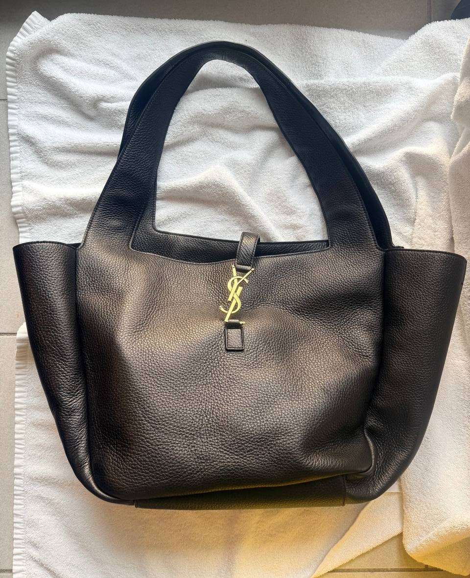 SAINT LAURENT BORSA LE 5 À 7 BEA IN PELLE DI DAINO NERA