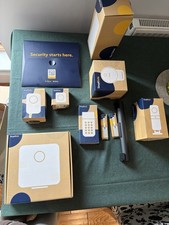 SimpliSafe Home Alarm and Camera System 12 Piece Brand New Boxed Never Used