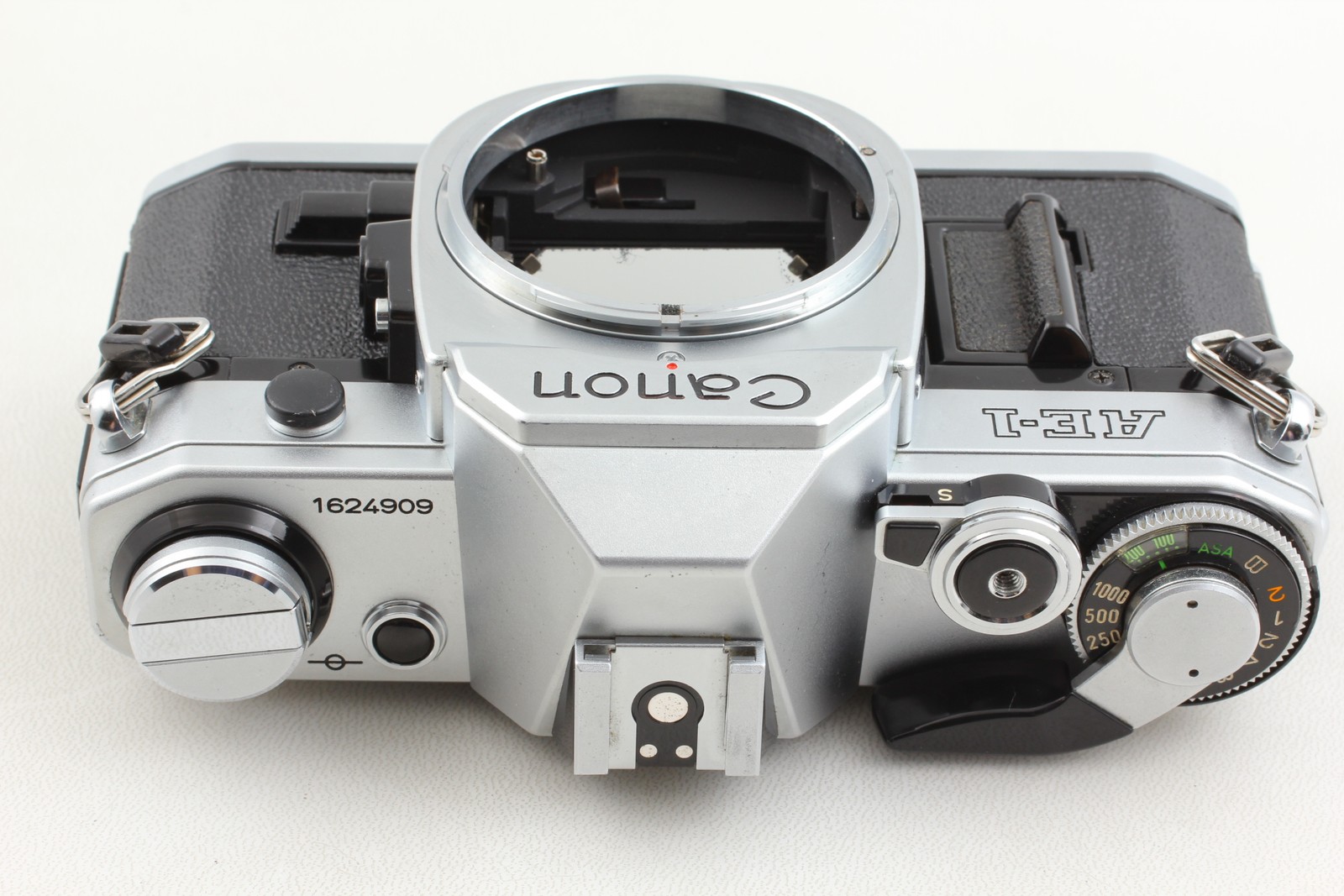 [ MINT ]  Canon AE-1 Silver 35mm Film Camera + New FD 50mm f/1.4 Lens From JAPAN