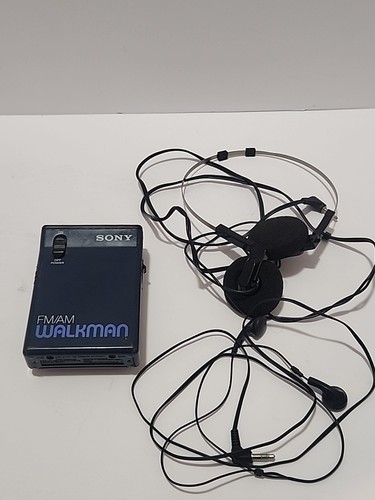 Vintage Sony AM/FM Walkman SRF-22W Radio W/ Belt clip Dark Blue WORKS