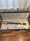GJ2 USA Shredder 24.75 5 Way Super Strat! Deluxe Hard Shell Case. Excellent — photo 1