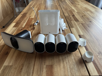 Arlo Pro Security Cameras, Floodlight and UK