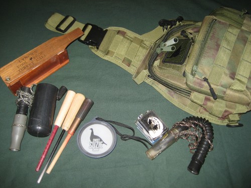 COMPACT VERSIBLE SLING HUNTING/HIKING MOLLE PACK PLUS EXTRA'S-- FREE SHIPPING - Picture 9 of 10