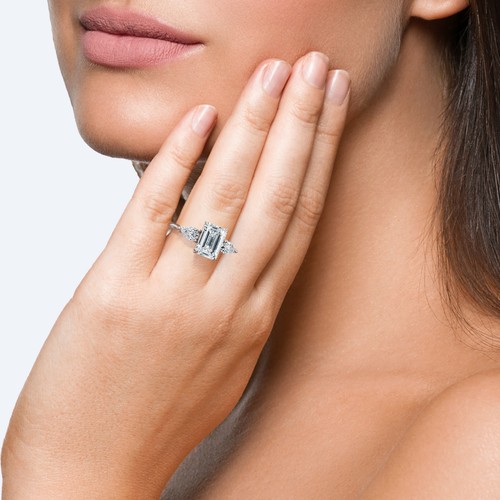 IGI Certified 2.50 CT Emerald Cut F VS2 Lab Grown Diamond Ring Platinum 900 - Picture 5 of 6
