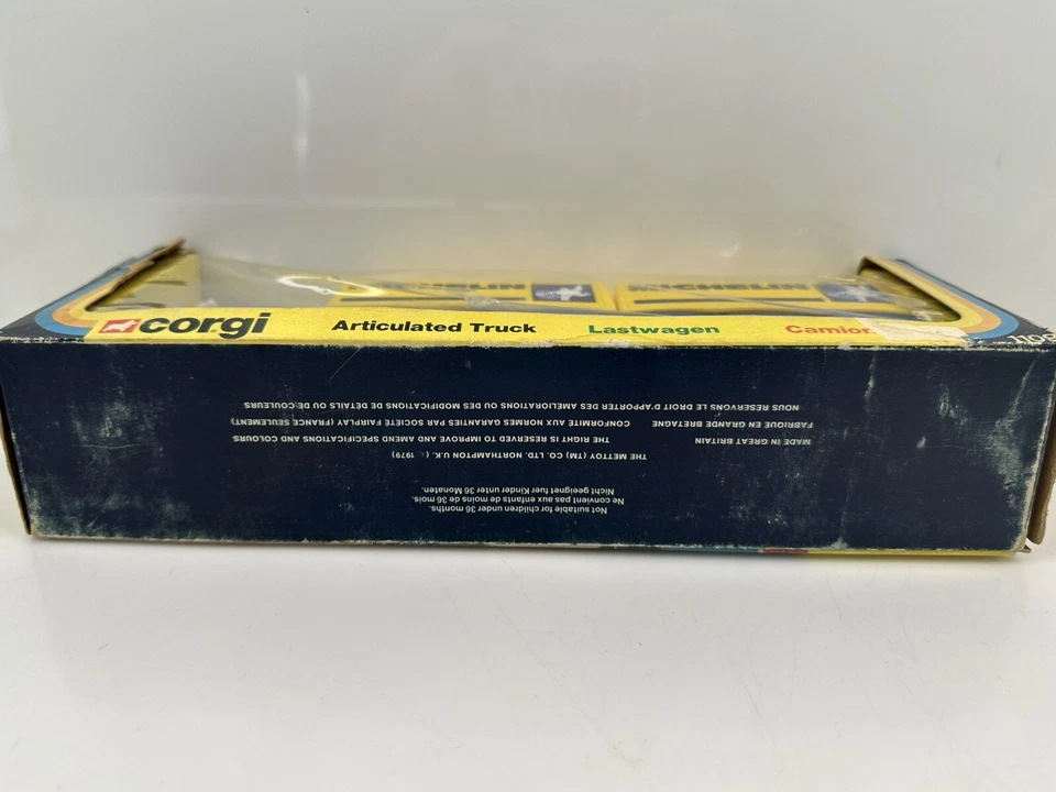 Vintage 1979 Corgi Articulated Truck Michelin Tire Blue 1109 HTF - Image 4 of 4