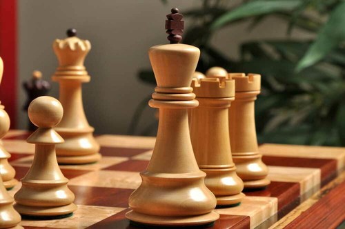 The Zagreb '59 Chess Set - Pieces Only - 3.875" King - Rosewood Stained - Picture 10 of 11