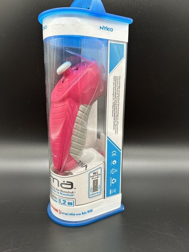 Nyko Kama Wired Pink 87105-A50 For Wii 2010 Nunchuck Brand New Sealed!!! - Picture 3 of 6