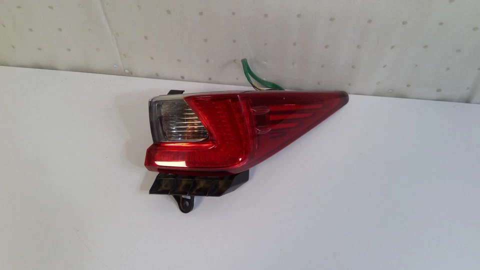 LEXUS RC F 2015-2018 Right Passenger Tail Light Quarter Panel Mounted RH - Изображение 3 из 4