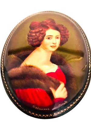  1809-1893 EXQUISITE Russian Princess Zinaida Yusupova hand-painted lacquer box