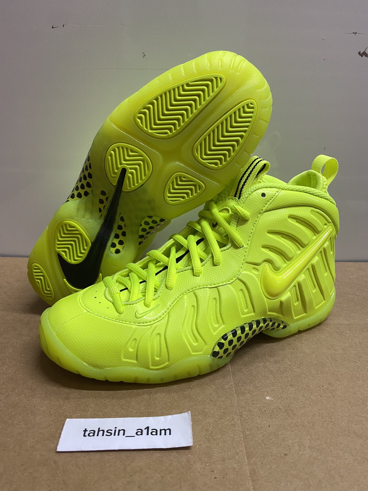 nike little posite pro grade school