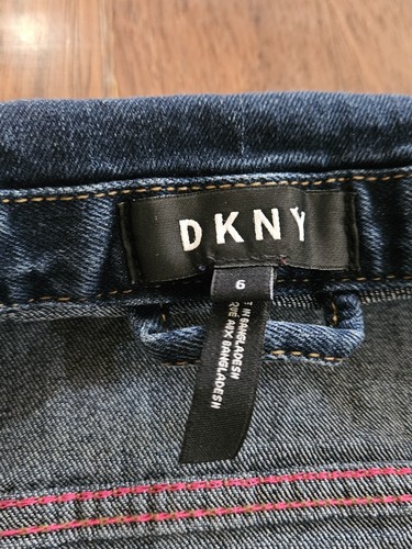 DKNY Girls Sz 6 Dark Blue Jean Denim Jacket Snap Closure EUC Style From 2019 - Picture 5 of 17
