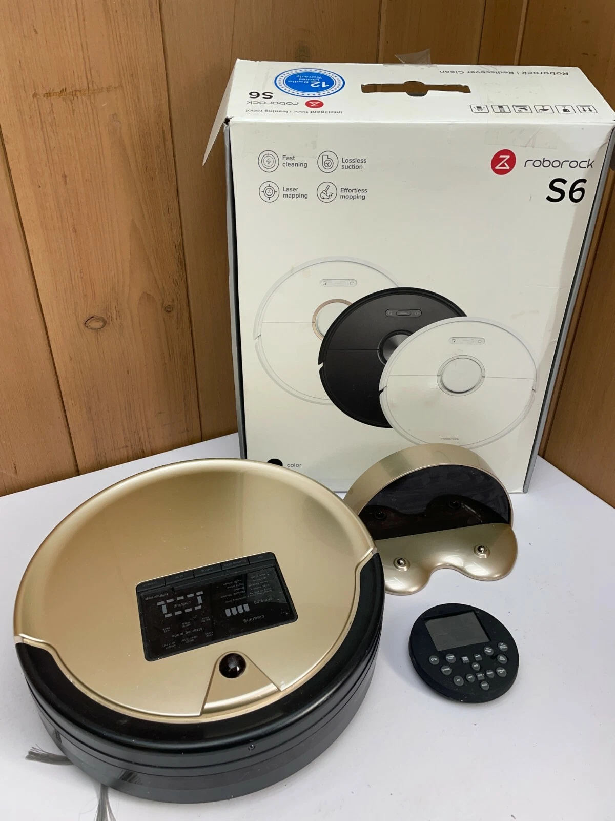 Bobsweep Robot Vacuum and Mop Multi-floor Mapping Black & Gold Used AM1