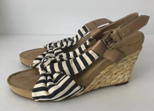 aerosoles navy sandals