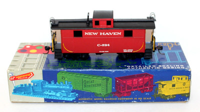 Roundhouse HO NH 2 window steel Caboose C-524 Built Boxed Custom Decorated KDs