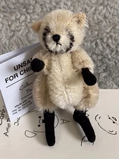 Deb Canham Artist Designs - Brenda Power Collection - Raccoon