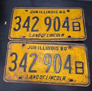 Vtg Pair License Plates 1980 Illinois Yellow Truck 341904B Garage Man Cave Decor