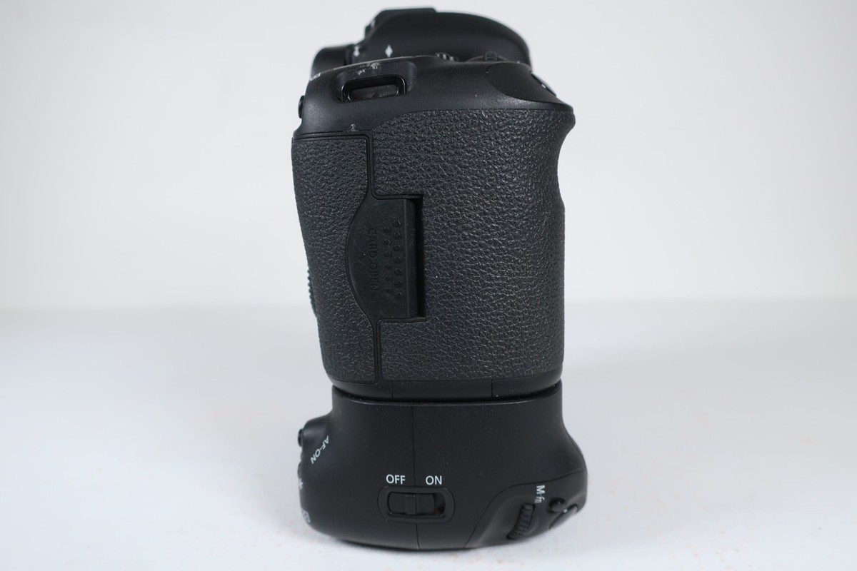📷 Canon EOS 5D Mark III DSLR Camera Body + Grip – Full Frame