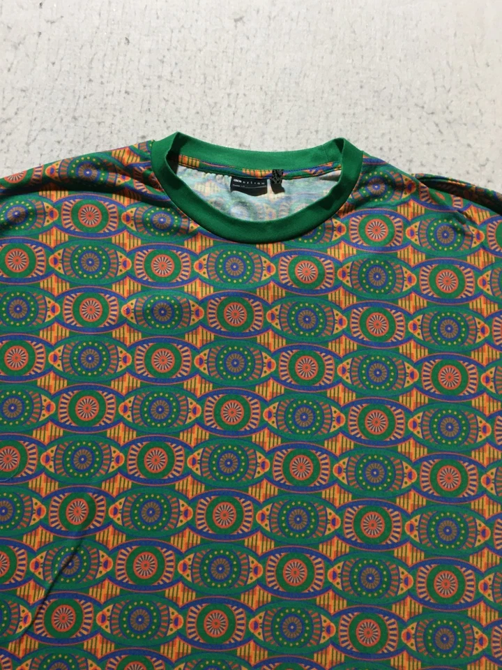 Camiseta de hombre Asos Design 2XL verde naranja estampado de ojos de safari manga corta Foto 2 de 4