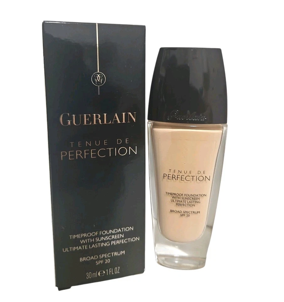 GUERLAIN Tenue De PERFECTION #1 Timeproof Foundation Sunscreen Broad Spectrum  - Image 2 of 4