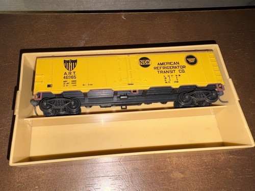 MODELO A ESCALA HO TREN MINIATURA AMERICAN REEFER TRAINSIT CO. 40' TONELADAS ART 46965 | Zustand: Used