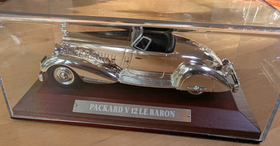Packard V 12 Le Baron Modellauto 1:43 Atlas Silver-Cars + Broschüre