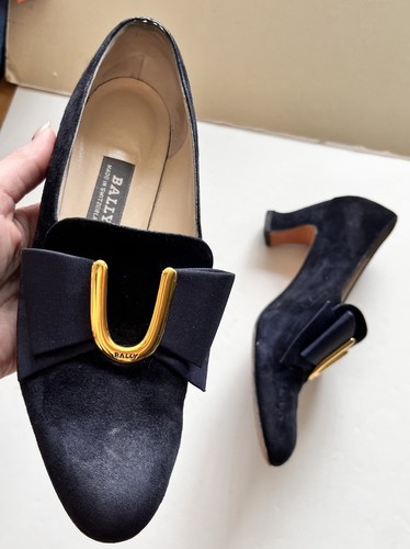 BALLY SWITZERLAND Witchy Poo Pilgrim Retro Vintage Navy Bow Pumps Heels 5 1/2 - Picture 10 of 12