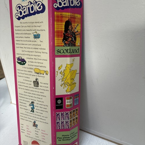 Bambola Barbie Scozzese 1980 Scozia Mattel #3263 Nuova Sigillata - Foto 3 di 8