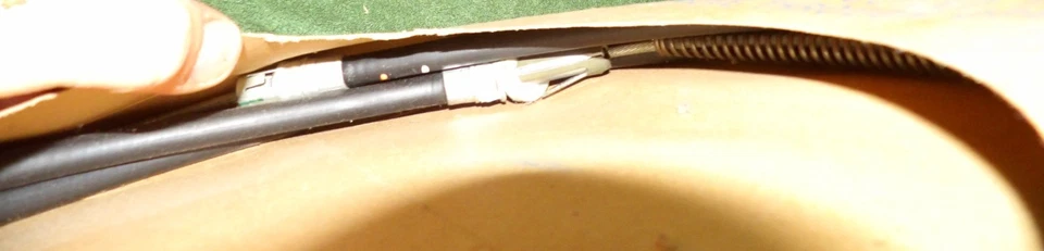 1995 1996 1997 1998 99 Ford E250 E350 Econoline NOS RH ЗАДНИЙ СТОЯНОЧНЫЙ ТОРМОЗНОЙ КАБЕЛЬ - Изображение 2 из 3