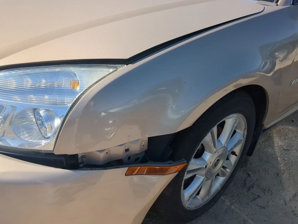 2008-2009 Mercury Sable Driver Fender JM8YH - Image 2 of 4