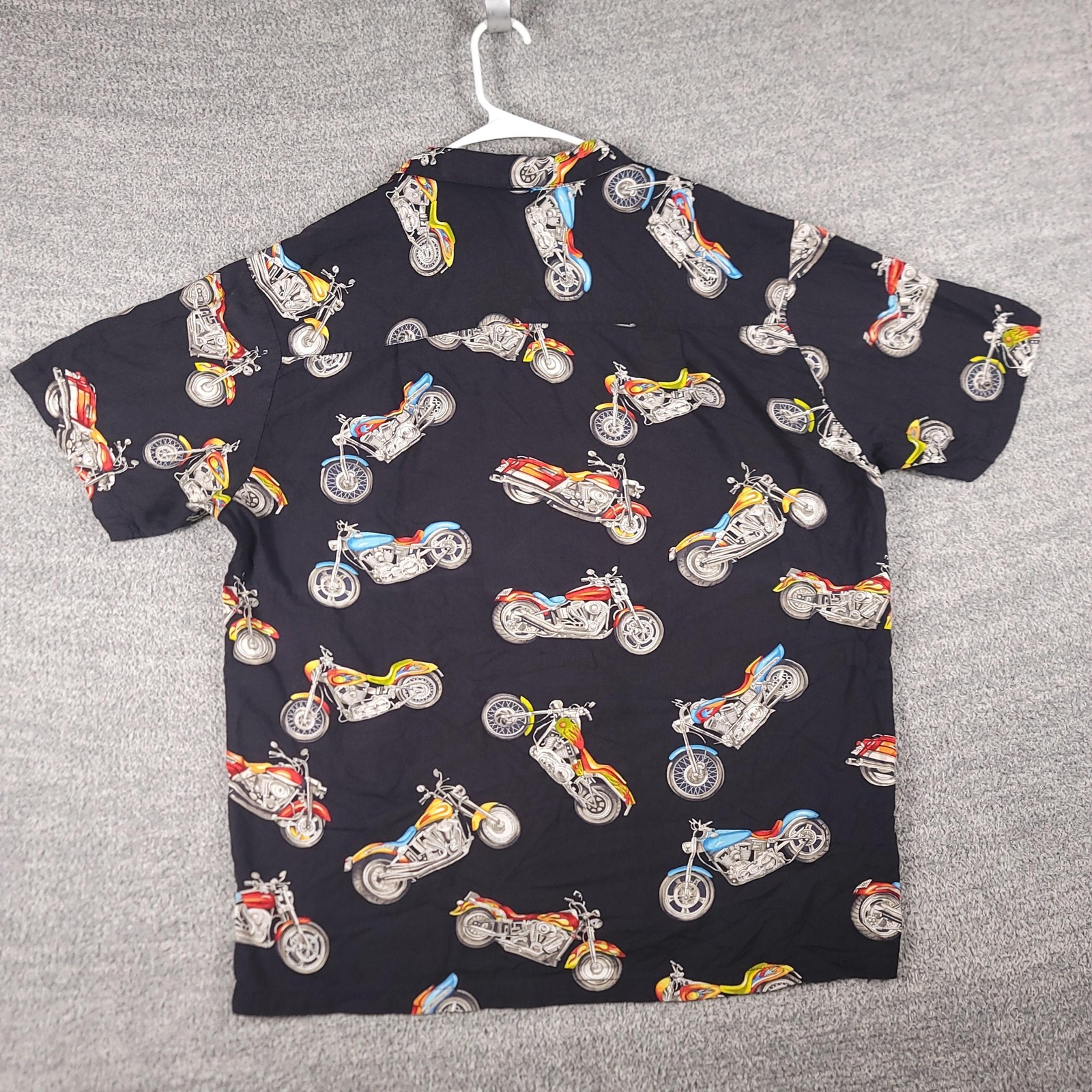 Paradise Found Shirt Mens Large Black Motorcycle Hawaiian Rayon Button Up Hawaii