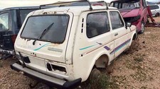 Porte arrière et accessoires Lada NIVA
