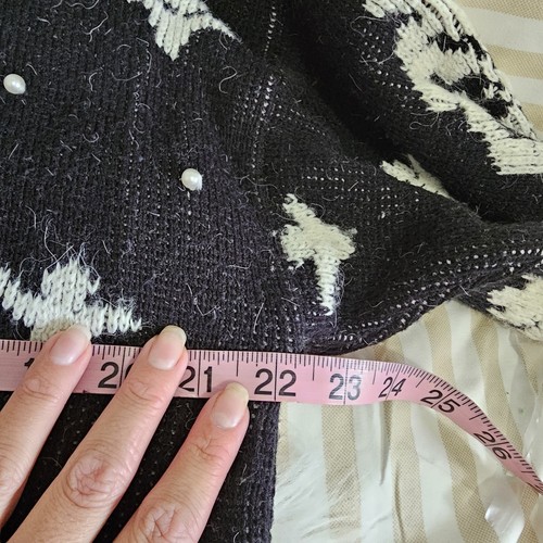 Vintage Kitty Hawk By Vivian Wang Pearled Sweater Size Small EUC - Picture 7 of 8