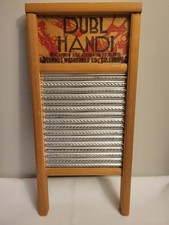 VINTAGE NEW STOCK DUBL HANDI COLUMBUS WASHBOARD CO. OHIO USA 18''X8.5''