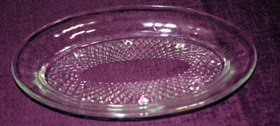 Pretty Oval Candy Dish Nice Sparkle 8.75'' long 6'' wide C-3
