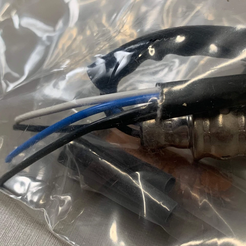 Sensor de oxígeno DENSO para BMW, Nissan Quest, Infiniti G20, Mercedes Etc 2344700 Foto 4 de 4