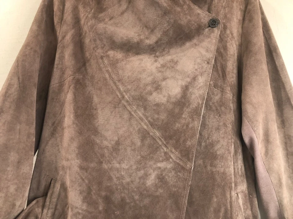 Jakett...etc. Chaqueta de cuero gamuza lavable talla grande beige topo asimétrica Foto 4 de 4