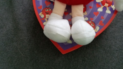 M&M's Galerie Valentines Red Plush Character Stuffed Toy w/ Heart Shape Box New - Picture 7 of 19